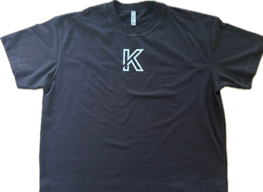 Crest Logo Boxy Black Tee